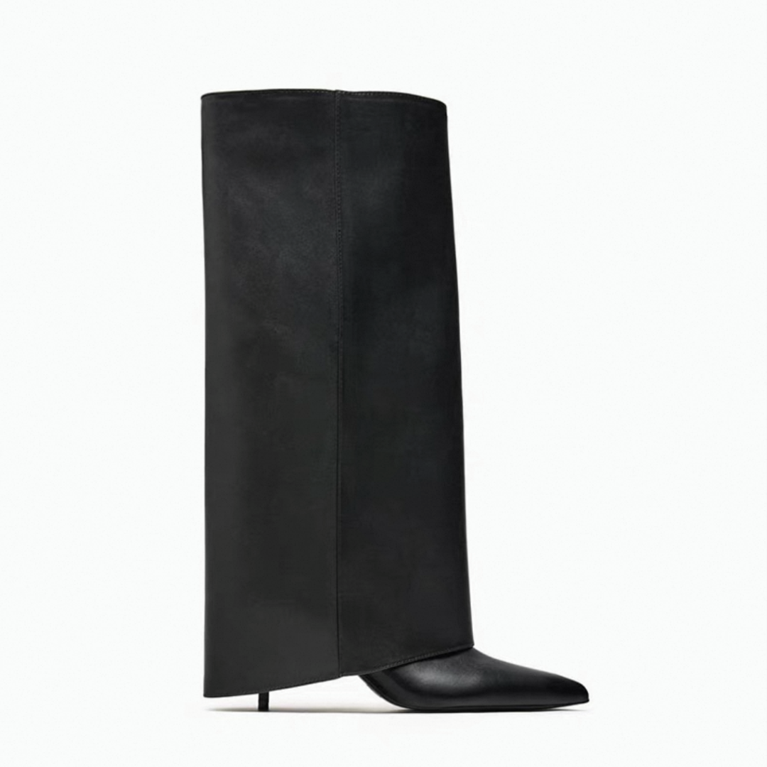 STIEFEL MIT SCHMALEN ABSATZ