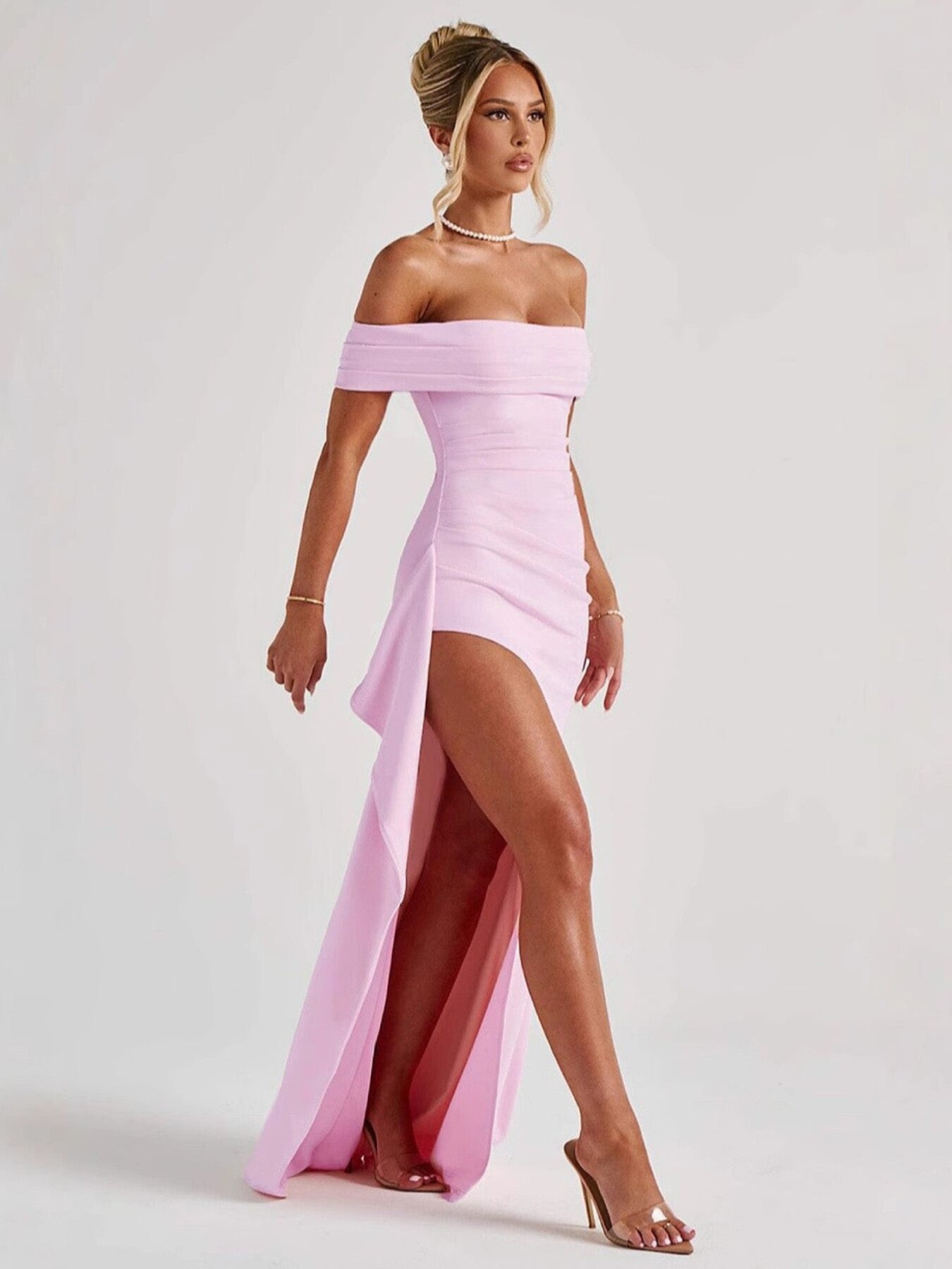 LIVIA – Pink Whispers Maxi Dress