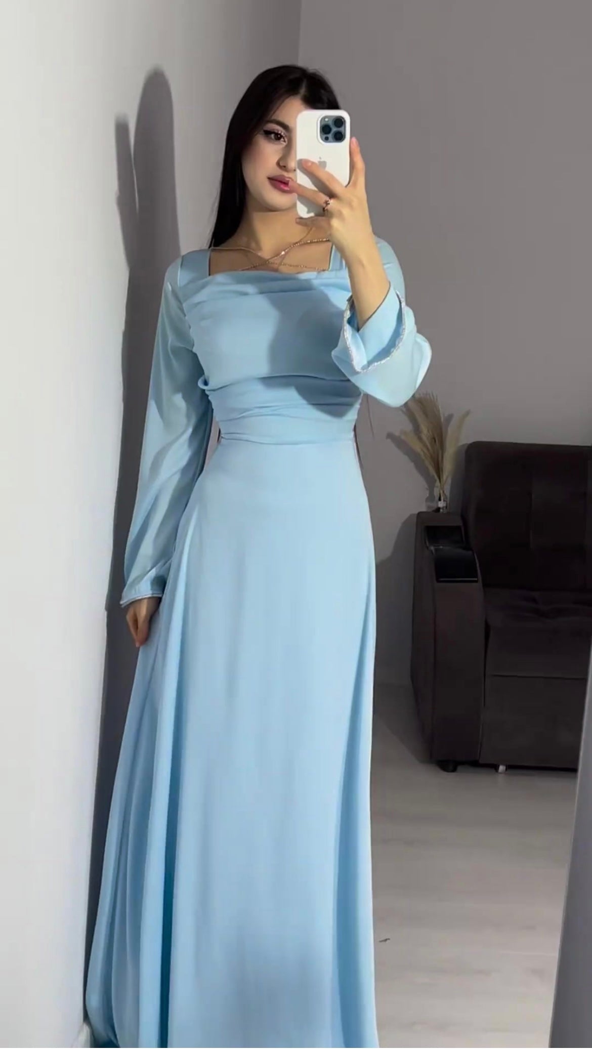 ELEGANCE KLEID
