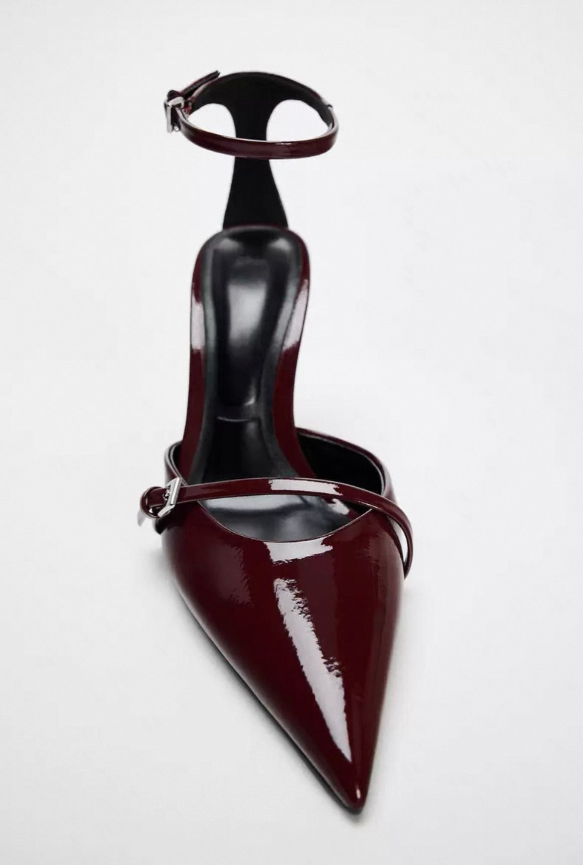 HIGH HEEL MIT SCHNALLE