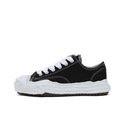 VIRALER SPRING SNEAKER